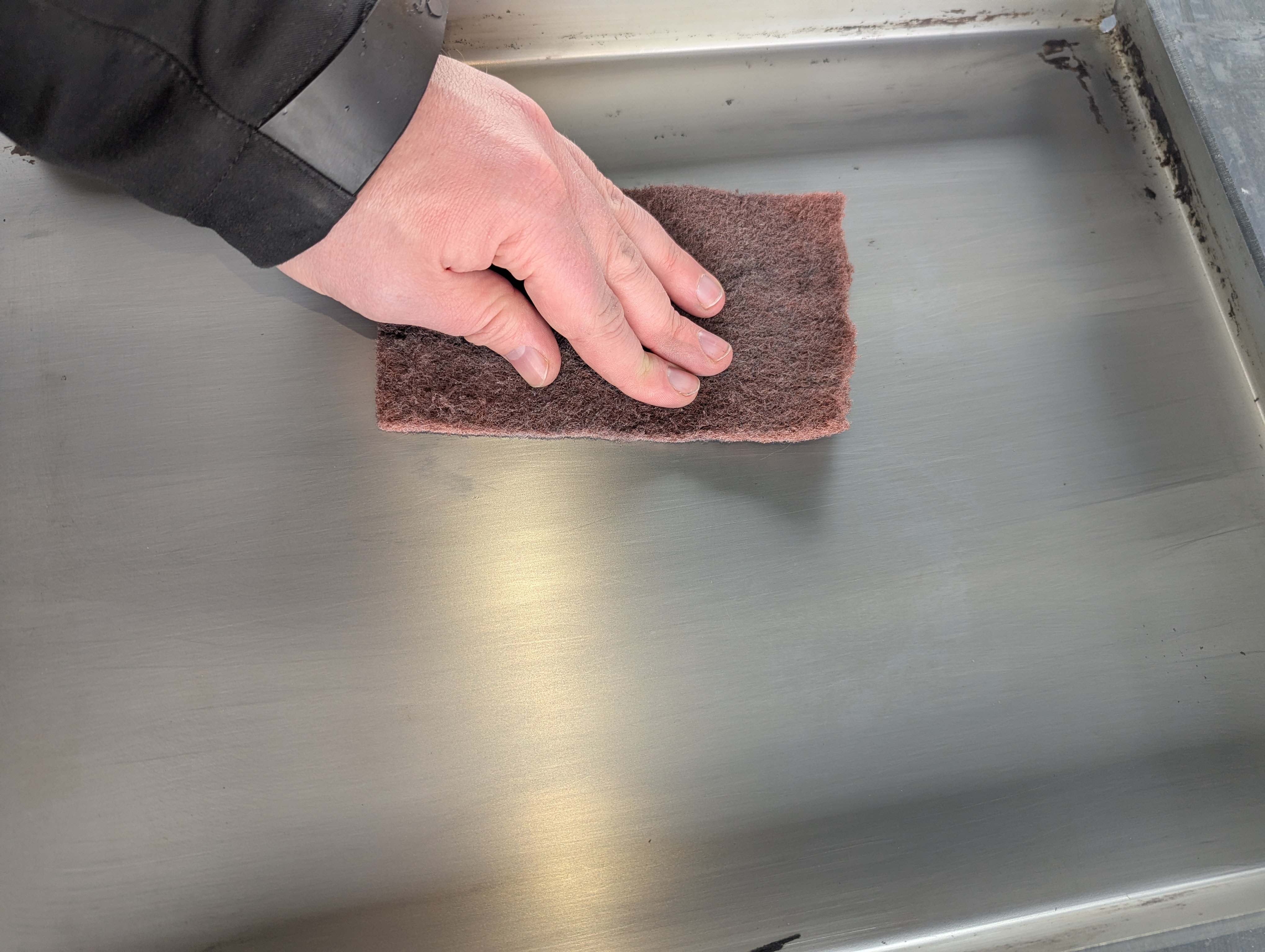 Edelstahl Plancha restaurieren schleifen